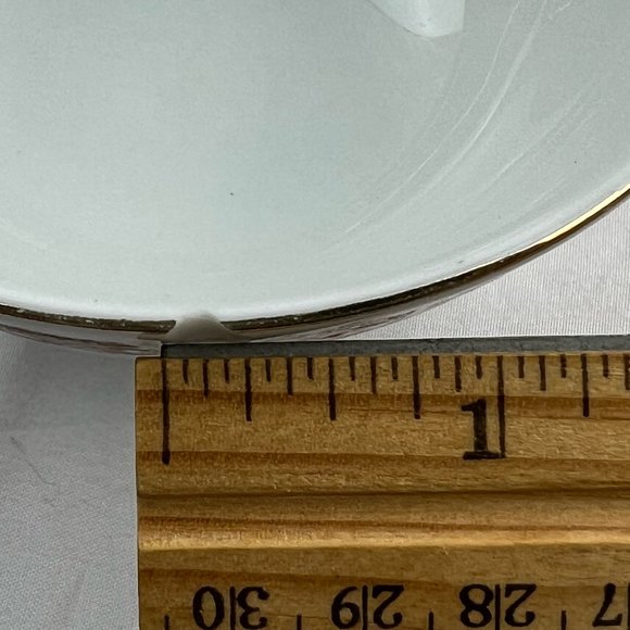 Cathay Xiamen China Set of 2 Gold Trim Floral Rice Porcelain Bowls - Picture 3 of 9